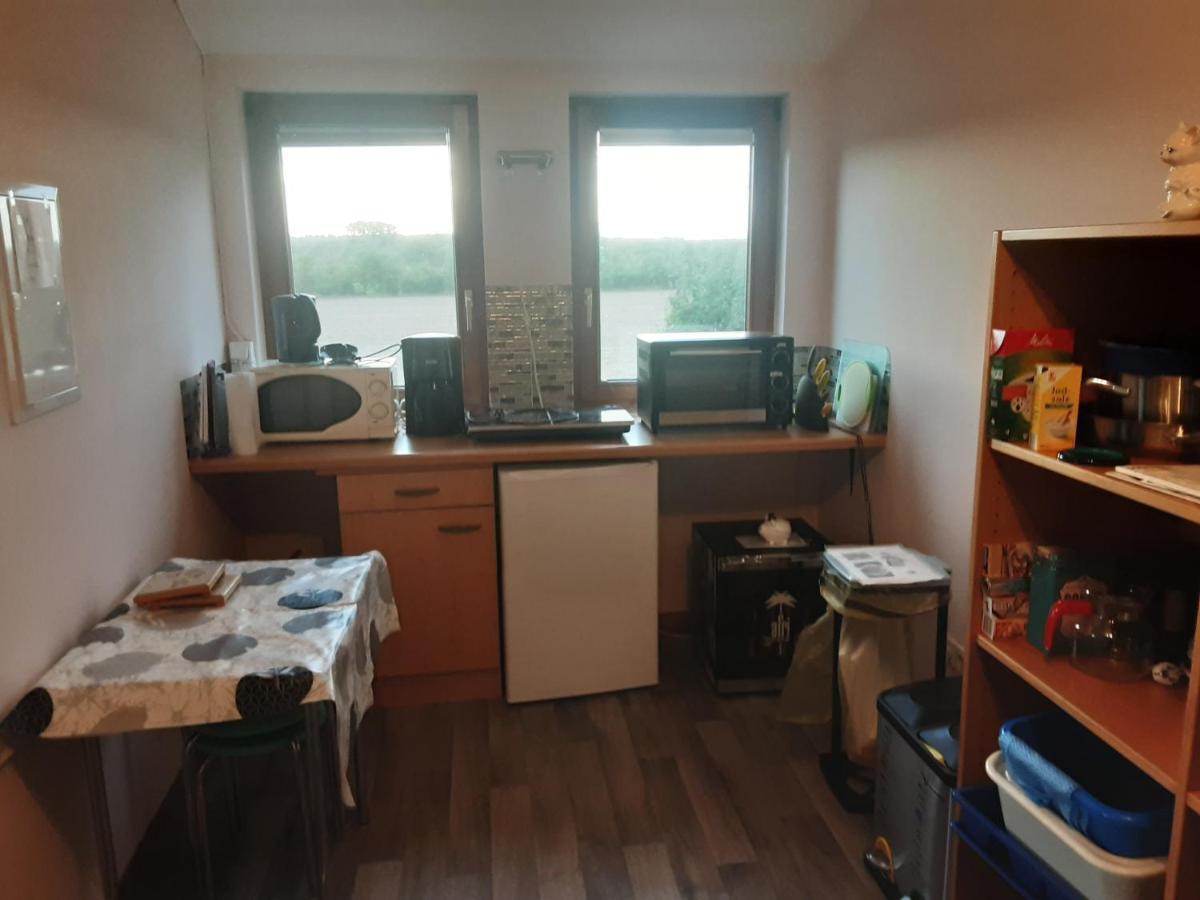 Apartmán Gaestezimmer Im "Haus Im Wellenfeld" Peine Exteriér fotografie